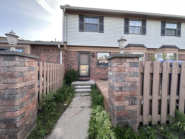 1891 Vine Way Drive, Unit 32, Canton, MI 48188