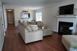 317 Eagle Feather Loop photo 4