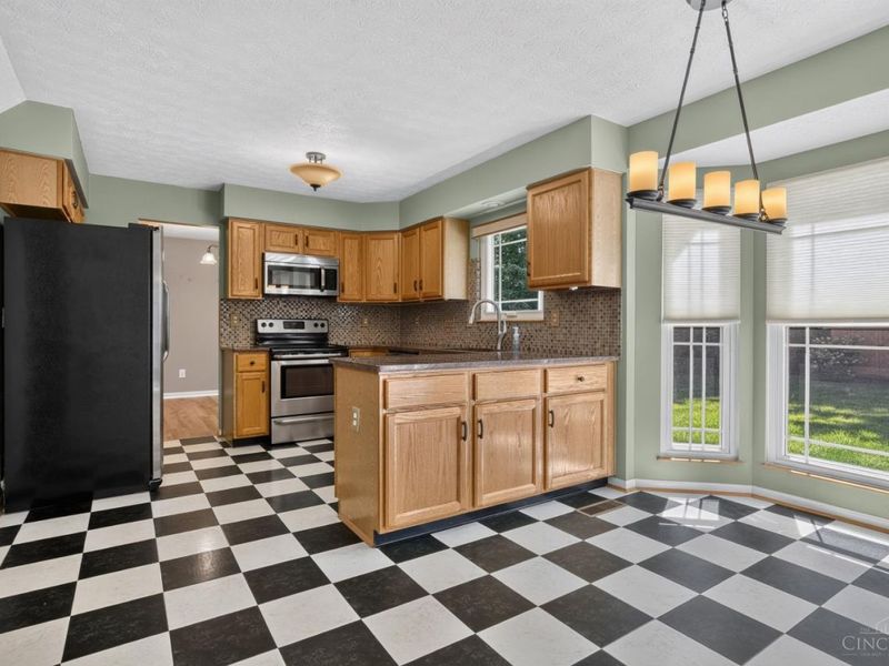 1121 Forest Run Drive, Union Twp, OH 45103 Photo 8
