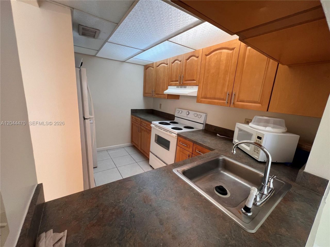 451 NW 100th Pl , Unit 101, Pembroke Pines, FL 33024 Photo