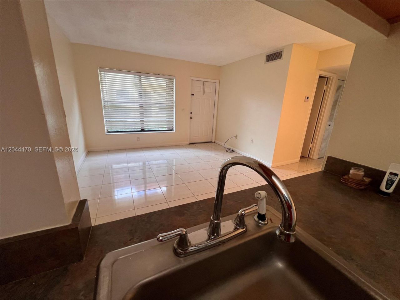 451 NW 100th Pl , Unit 101, Pembroke Pines, FL 33024 Photo