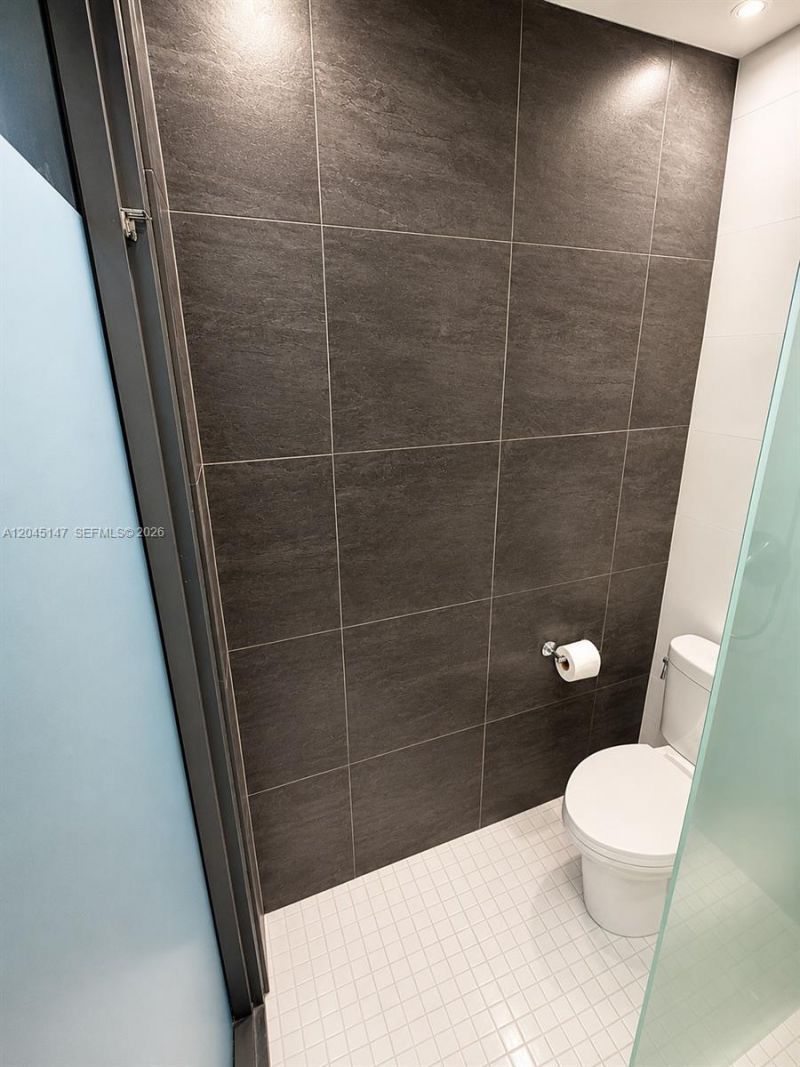 325 NE 126th St , North Miami, FL 33161 Photo