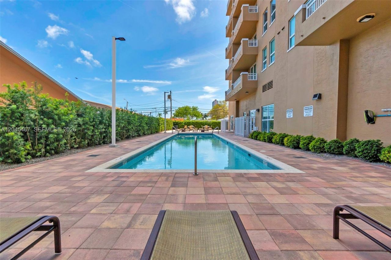 2665 SW 37th Ave , Unit 301, Miami, FL 33133 Photo