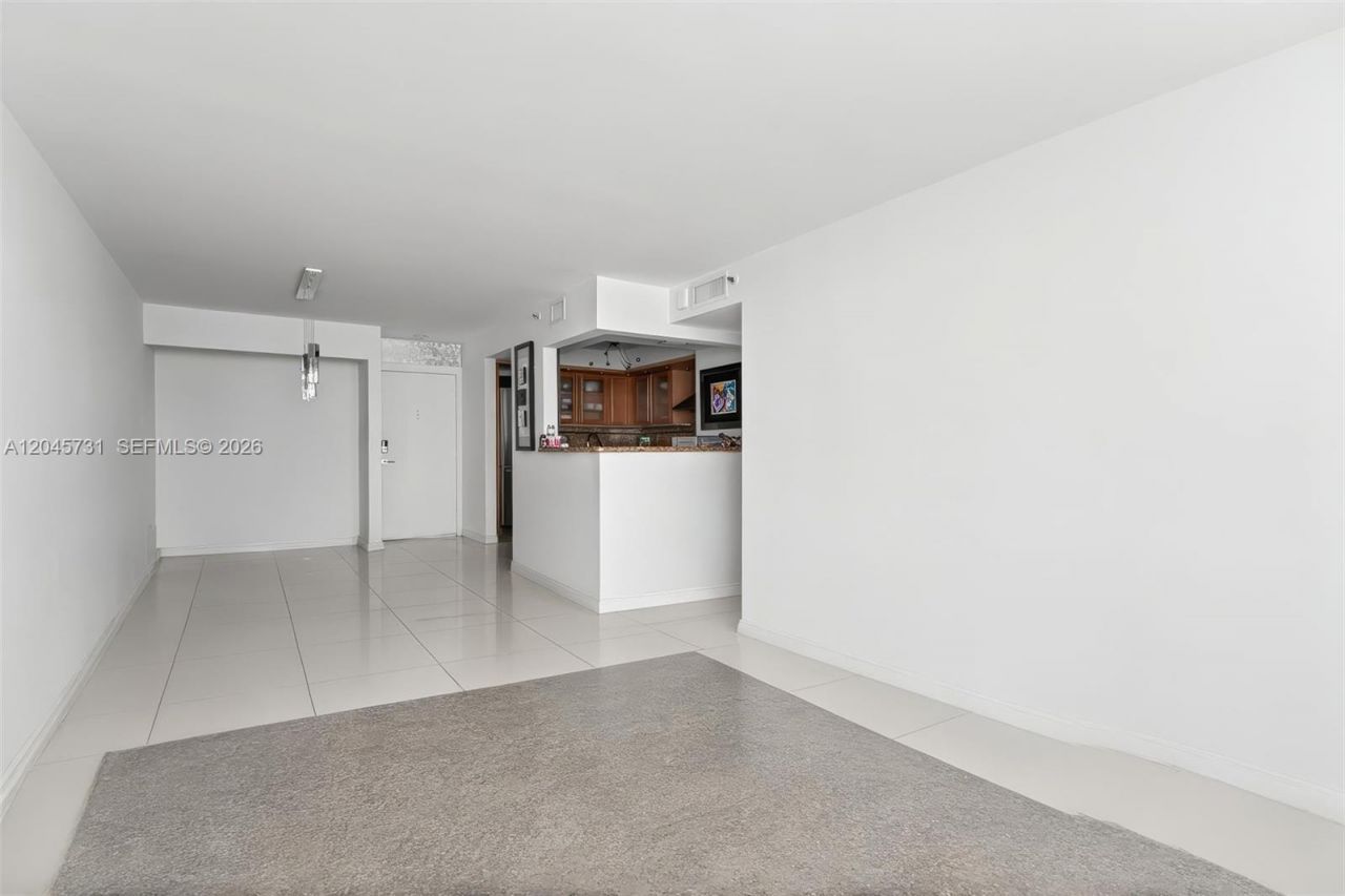 1775 Washington Ave, Unit 14F, Miami Beach, FL 33139 Photo
