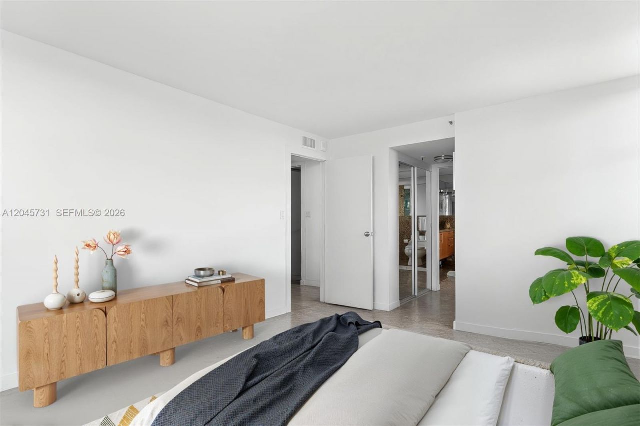 1775 Washington Ave, Unit 14F, Miami Beach, FL 33139 Photo