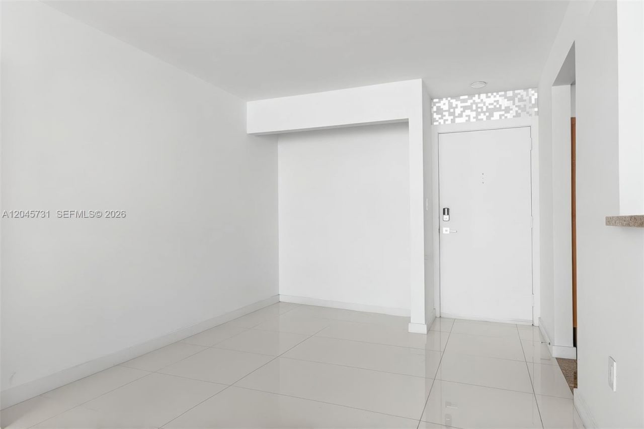 1775 Washington Ave, Unit 14F, Miami Beach, FL 33139 Photo