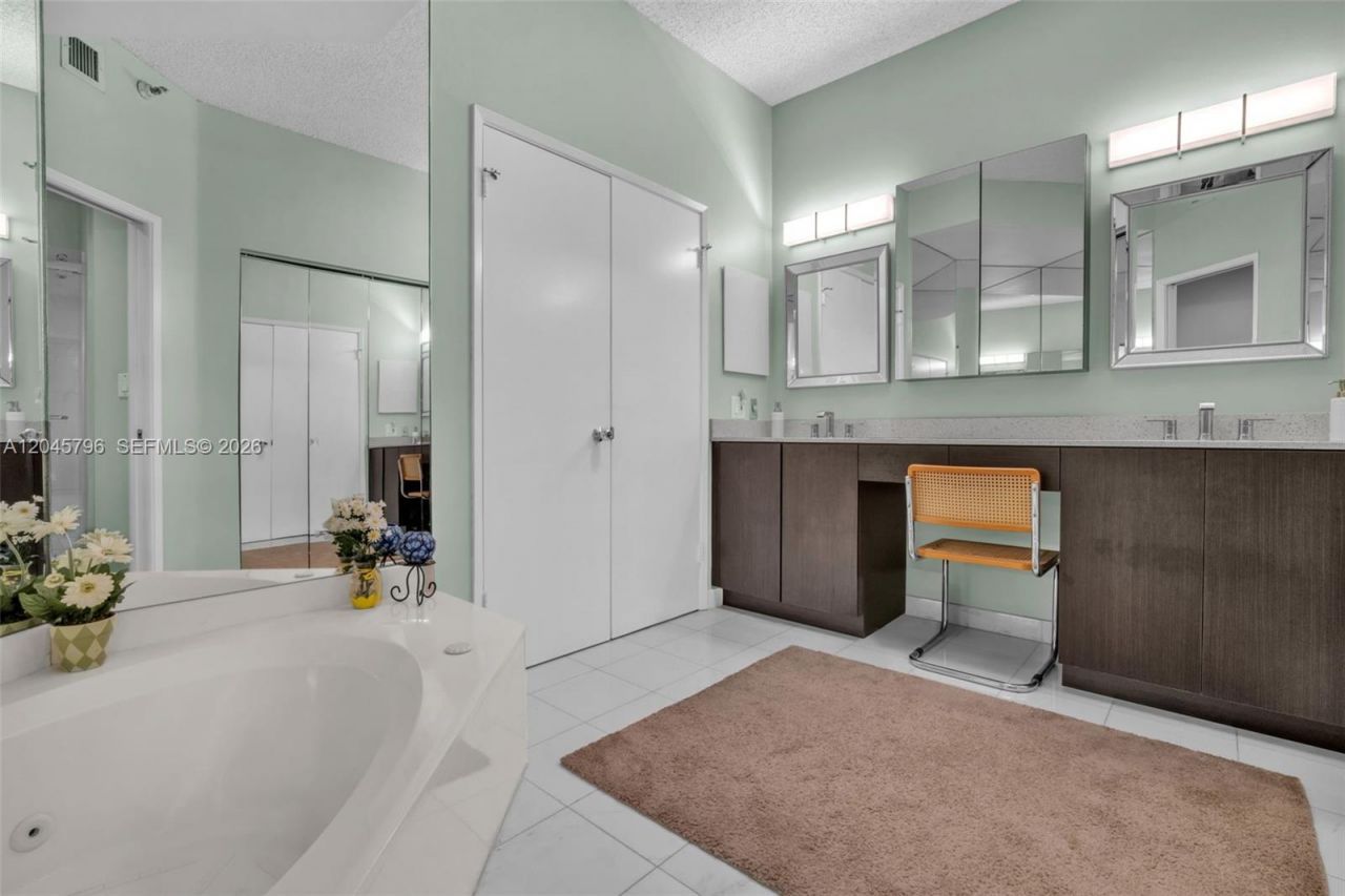 19101 Mystic Pointe Dr, Unit PH6, Aventura, FL 33180 Photo