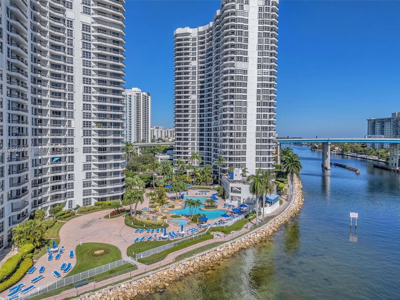 19101 Mystic Pointe Dr, Unit PH6, Aventura, FL 33180 Photo