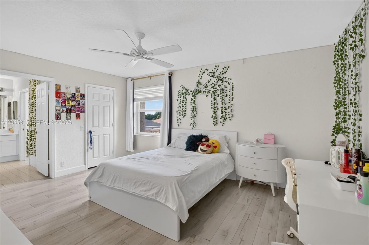 981 Waterside Cir, Weston, FL 33327 Photo