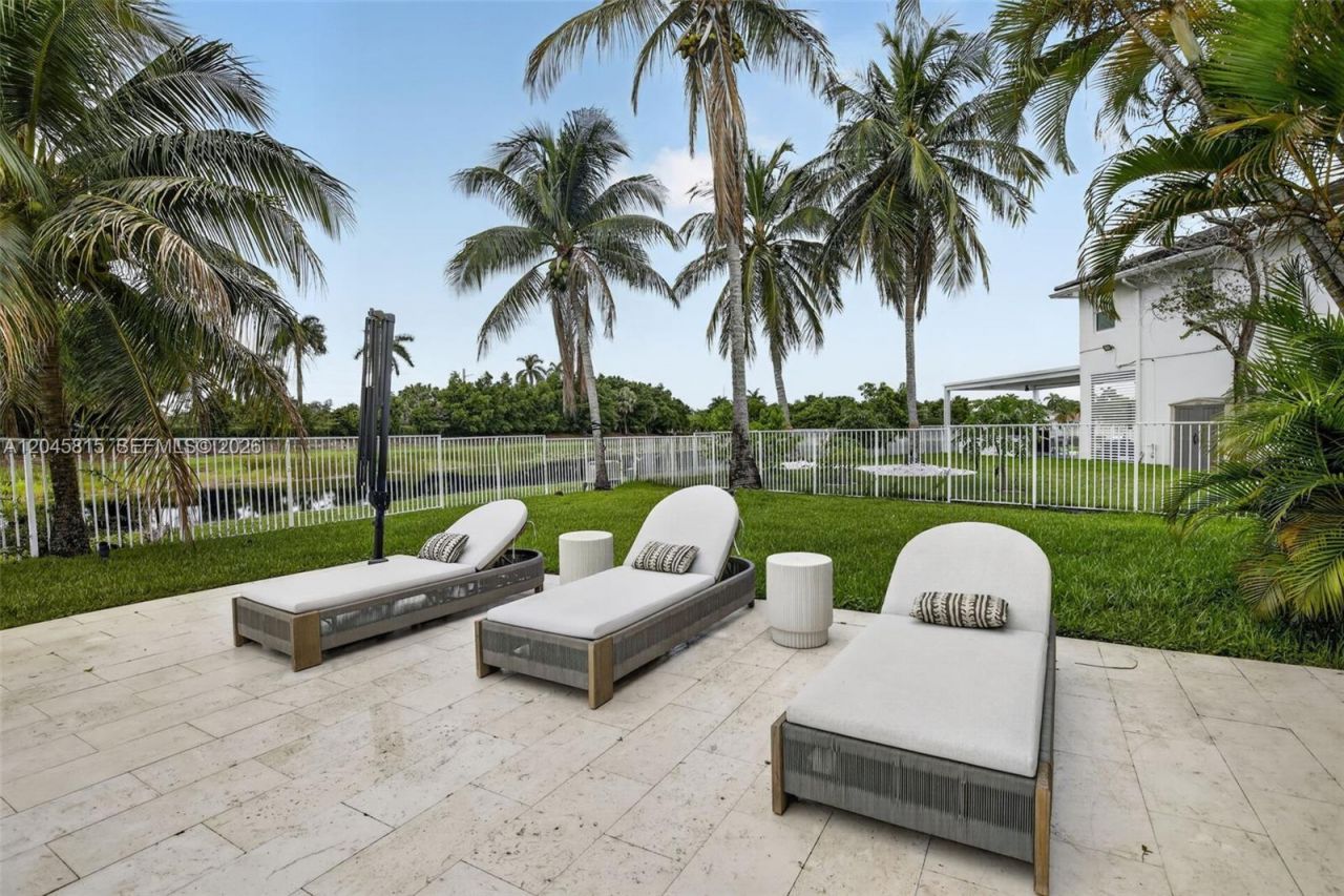 981 Waterside Cir, Weston, FL 33327 Photo