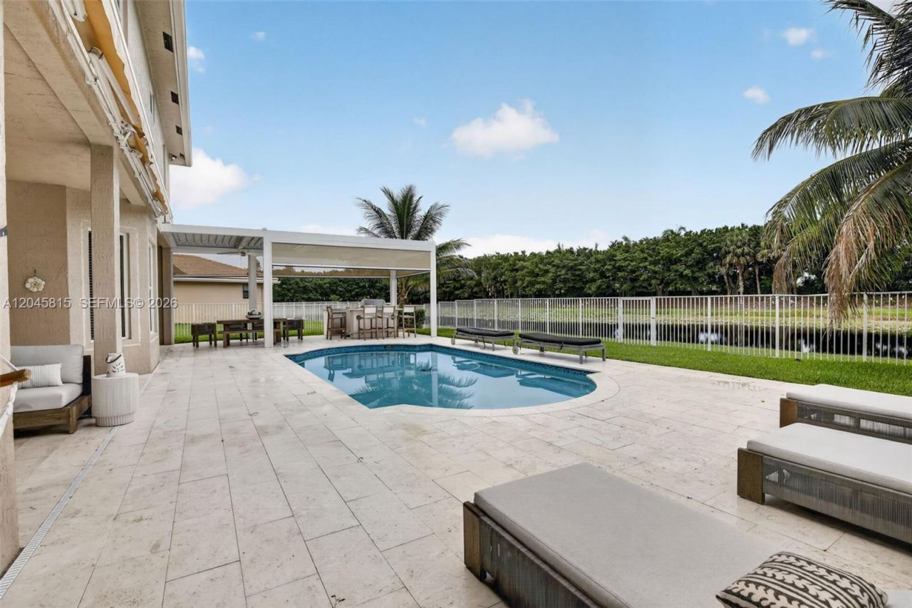 981 Waterside Cir, Weston, FL 33327 Photo