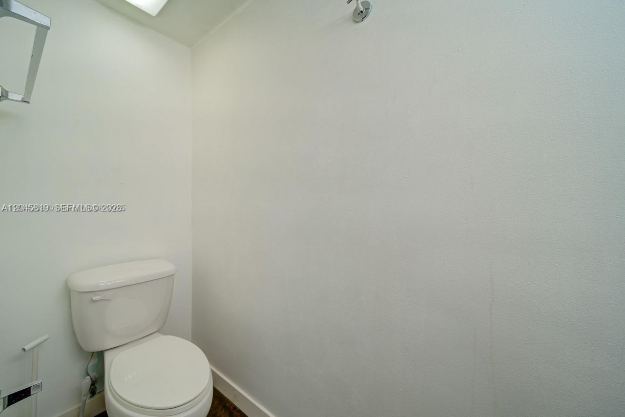 1568 Pennsylvania , Unit 325, Miami Beach, FL 33139 Photo