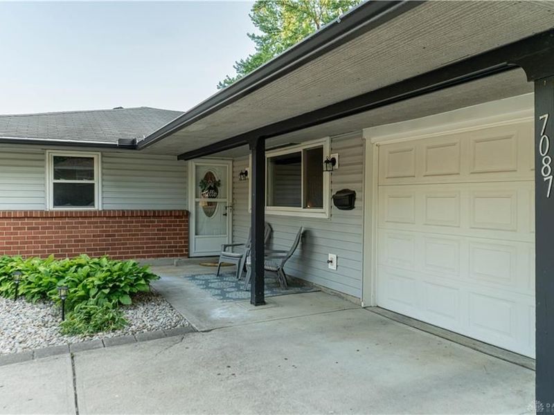 7087 Claybeck Drive, Huber Heights, OH 45424 Photo 3