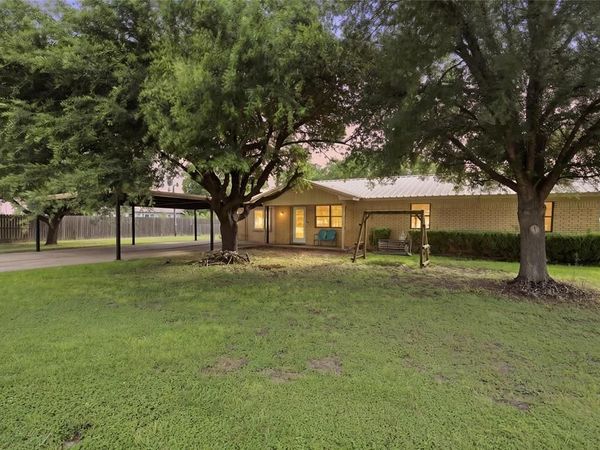 1002 Caron Street , Robinson, TX 76706