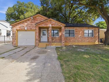3015 Anzio Drive, Dallas, TX 75224