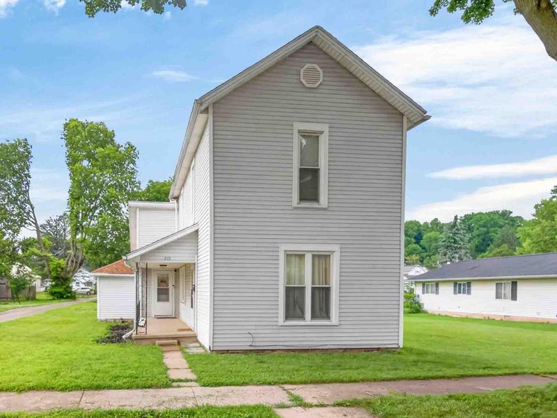 719 Clinton Avenue, Sidney, OH 45365 Photo 2