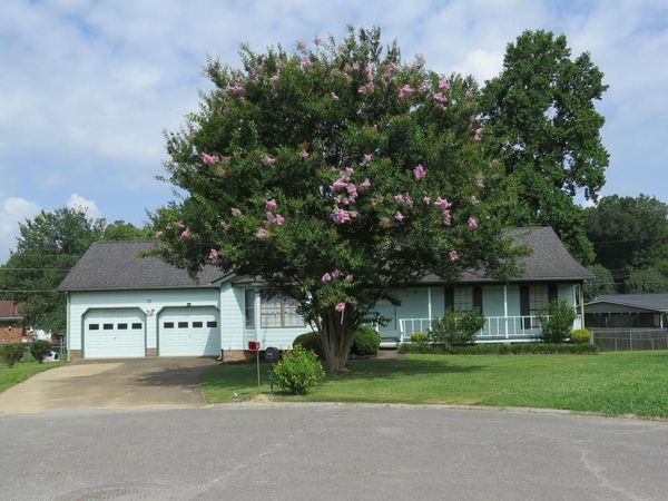 33 Joy Ann Circle, Rossville, GA 30741