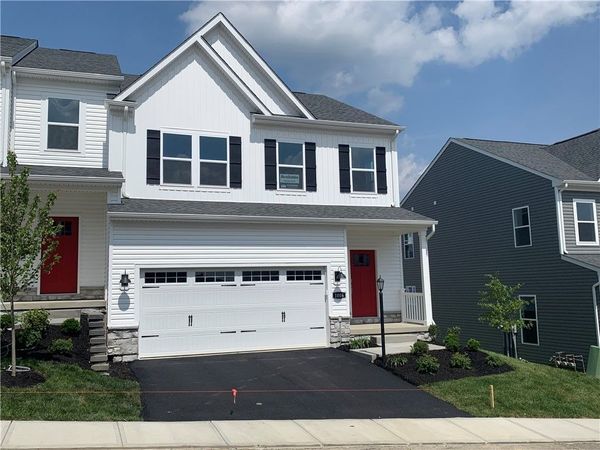 1006 Madisyn Lane, Valencia, PA 16059