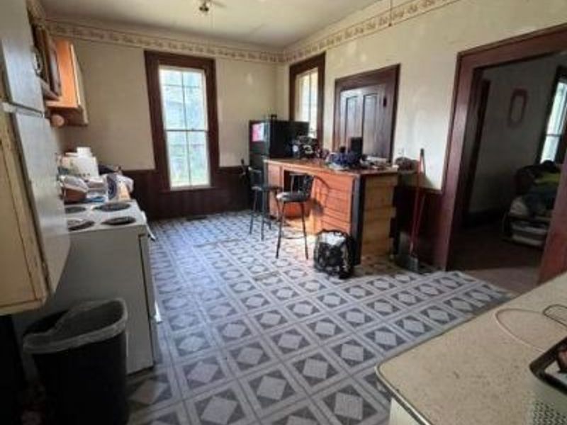 403 N Main Street , Utica, OH 43080 Photo 5