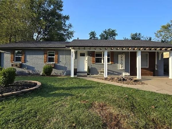 2307 Beth Lane, Bentonville, AR 72712