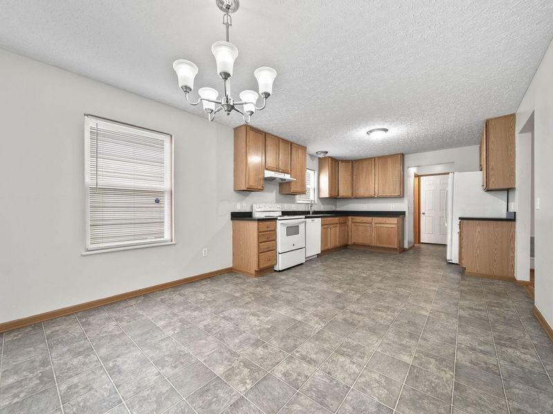 3691 Parker Knoll Lane , Columbus, OH 43219 Photo 10
