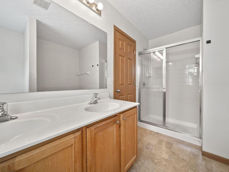 3691 Parker Knoll Lane , Columbus, OH 43219 Photo 34