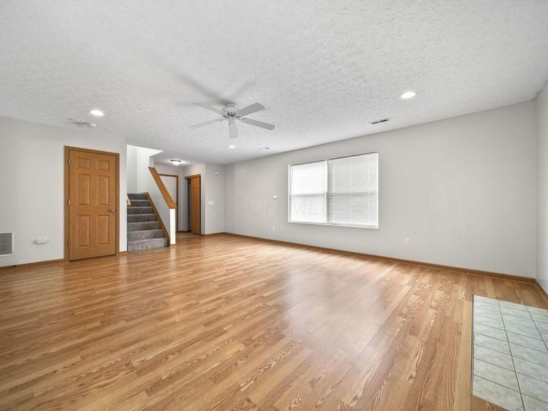 3691 Parker Knoll Lane , Columbus, OH 43219 Photo 7