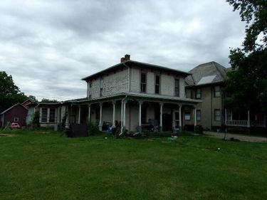409 N Main Street , Utica, OH 43080