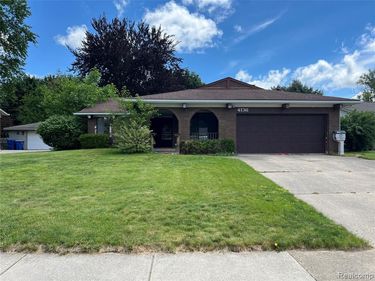 4136 Ironside Drive, Waterford Twp, MI 48329