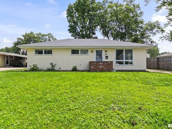 4 N OXFORD Road, Springfield, IL 62702