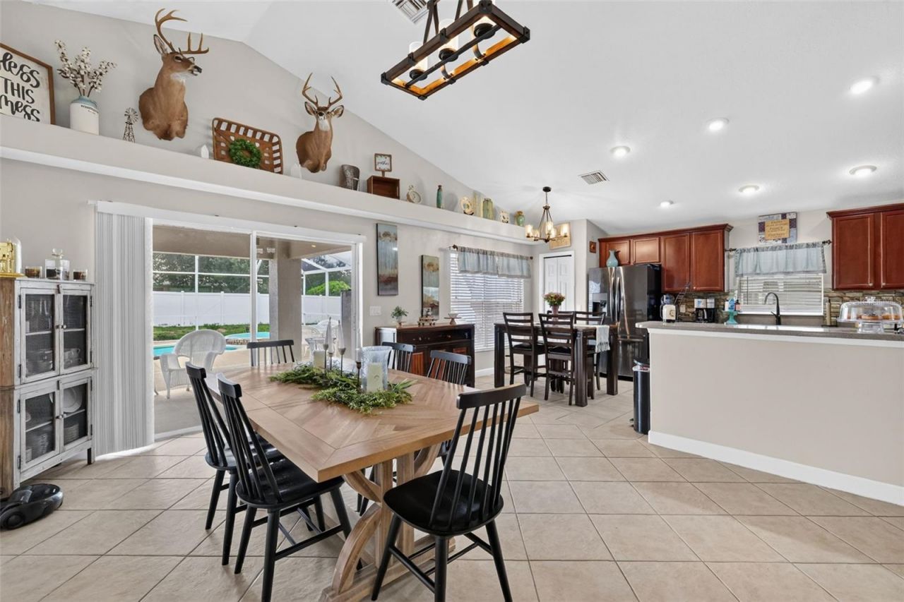 36809 Meridian Circle , Grand Island, FL 32735 Photo