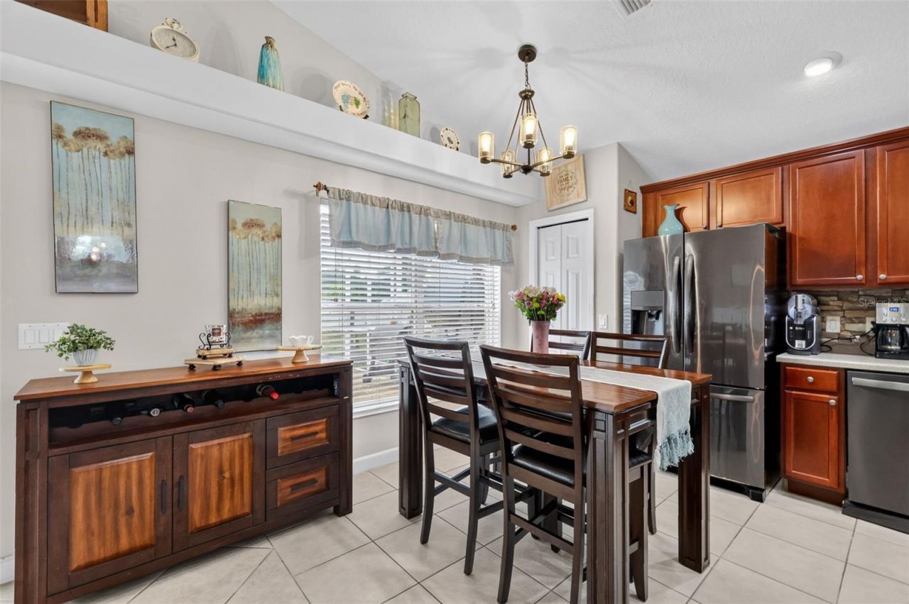36809 Meridian Circle , Grand Island, FL 32735 Photo