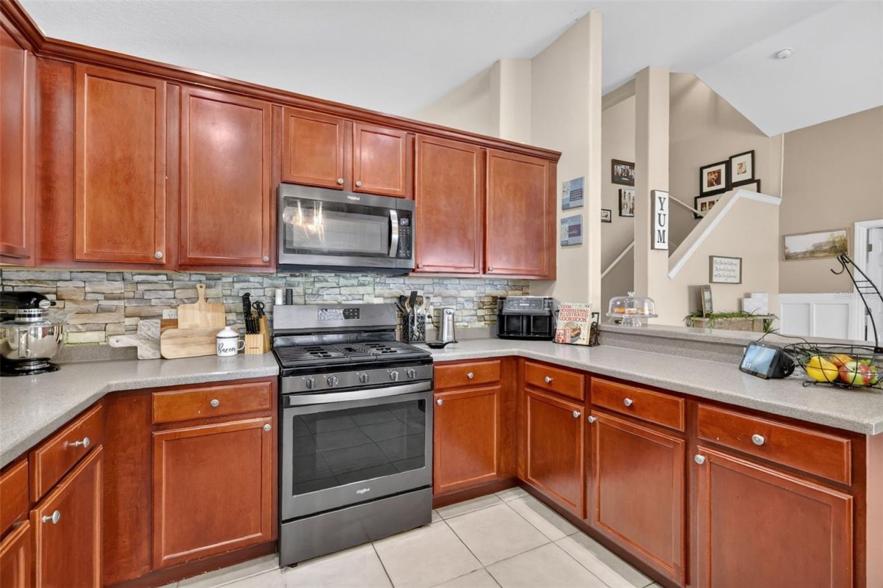 36809 Meridian Circle , Grand Island, FL 32735 Photo