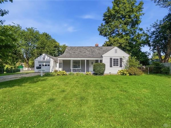 239 S Pleasant Street, Enon Vlg, OH 45323