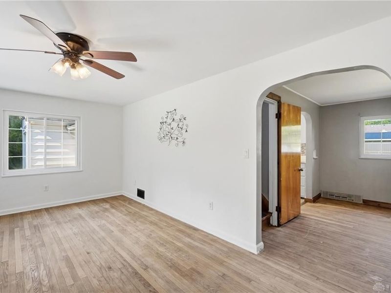 239 S Pleasant Street, Enon Vlg, OH 45323 Photo 12