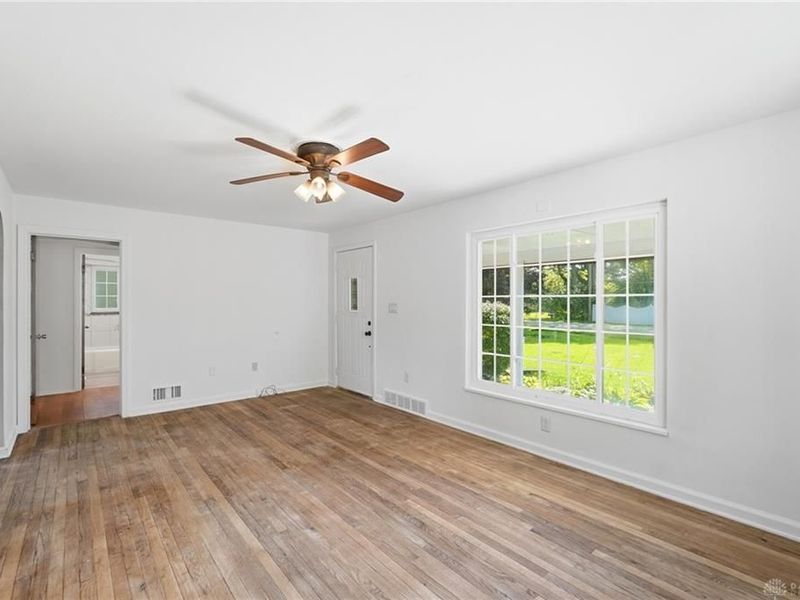 239 S Pleasant Street, Enon Vlg, OH 45323 Photo 7