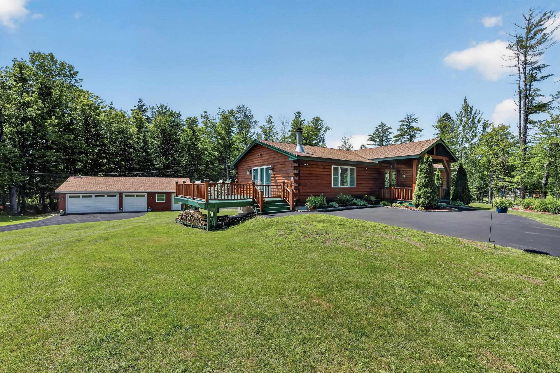6 Woodthrush Acres Road Whitefield, NH 03598