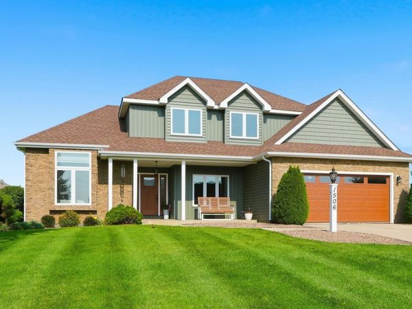 1506 Bell Brook Boulevard, Bluffton, IN 46714