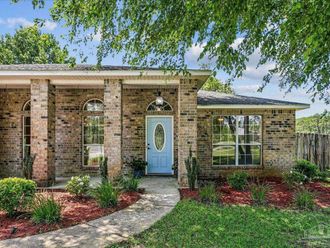 7791 Fenwick St Navarre, FL 32566