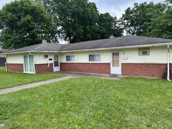3025 1/2 Northgate Avenue , Unit 1/2, Youngstown, OH 44505