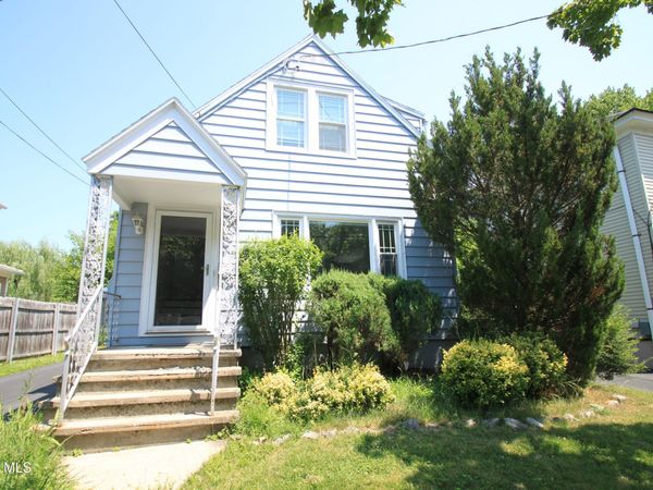 38 Glenwood Boulevard, Hudson, NY 12534
