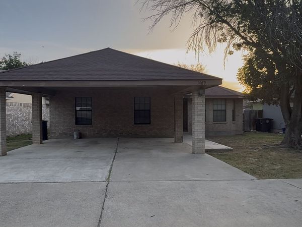 1469 TIMBER VALLEY DR, Eagle Pass, TX 78852