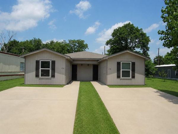 4716 Iowa Street , Bellmead, TX 76705