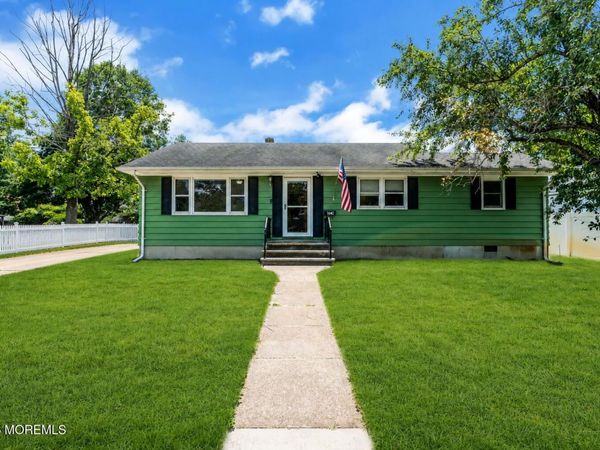 514 Pine Street, Lakehurst, NJ 08733