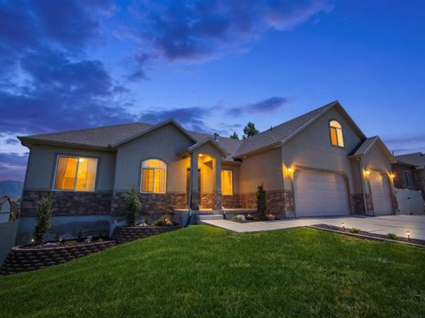 1252 S SKYLINE RD , Saratoga Springs, UT 84045