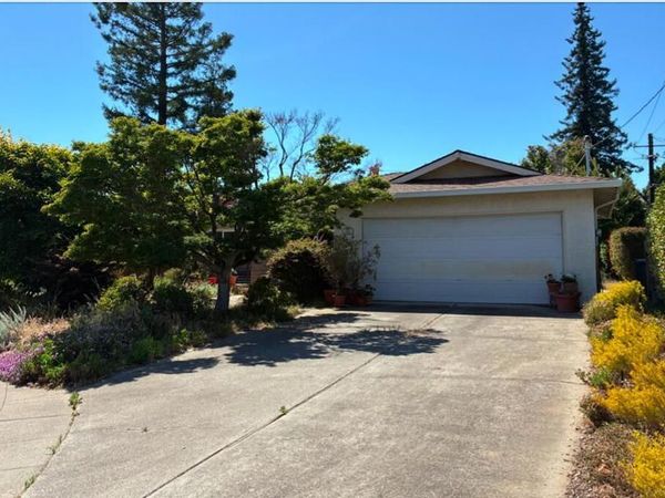 692 Mccarty Avenue, Mountain View, CA 94041
