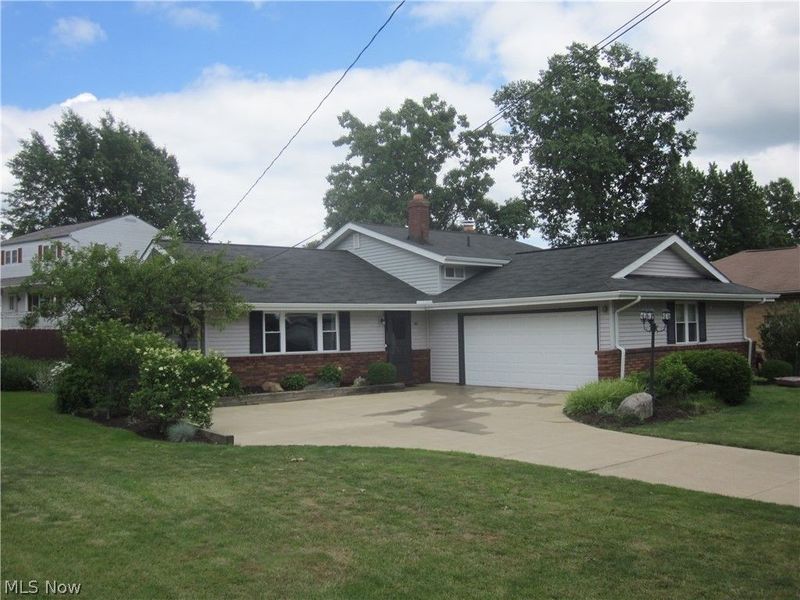 4039 Magnolia Drive, Brunswick, OH 44212 Photo 2