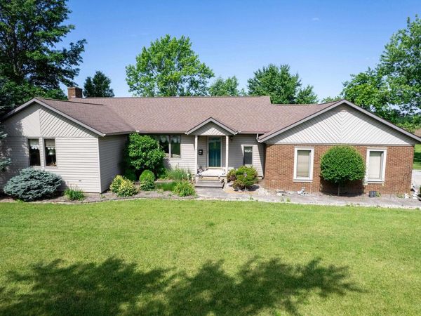 15320 Minnich Road, Hoagland, IN 46745