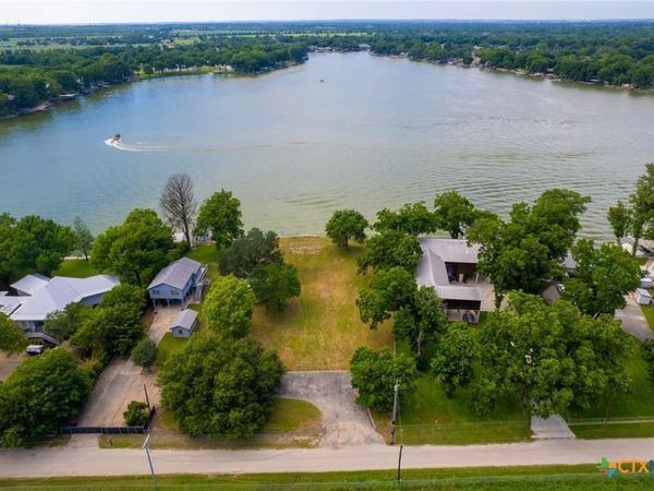 148 Isle Of View Drive, McQueeney, TX 78123