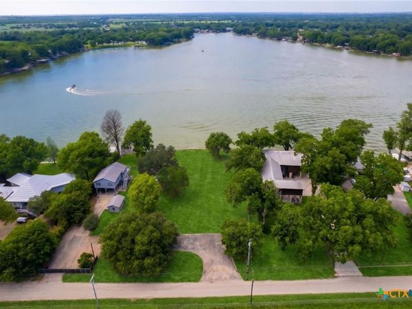 148 Isle Of View Drive, McQueeney, TX 78123